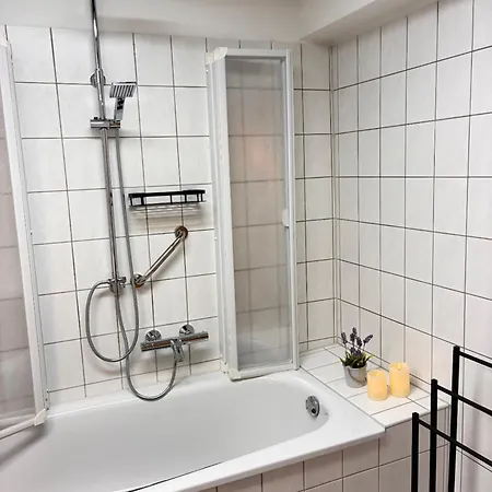 Mittelstrasse 4 *